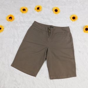 🌻 Ann Taylor Signature (6) Taupe Shorts